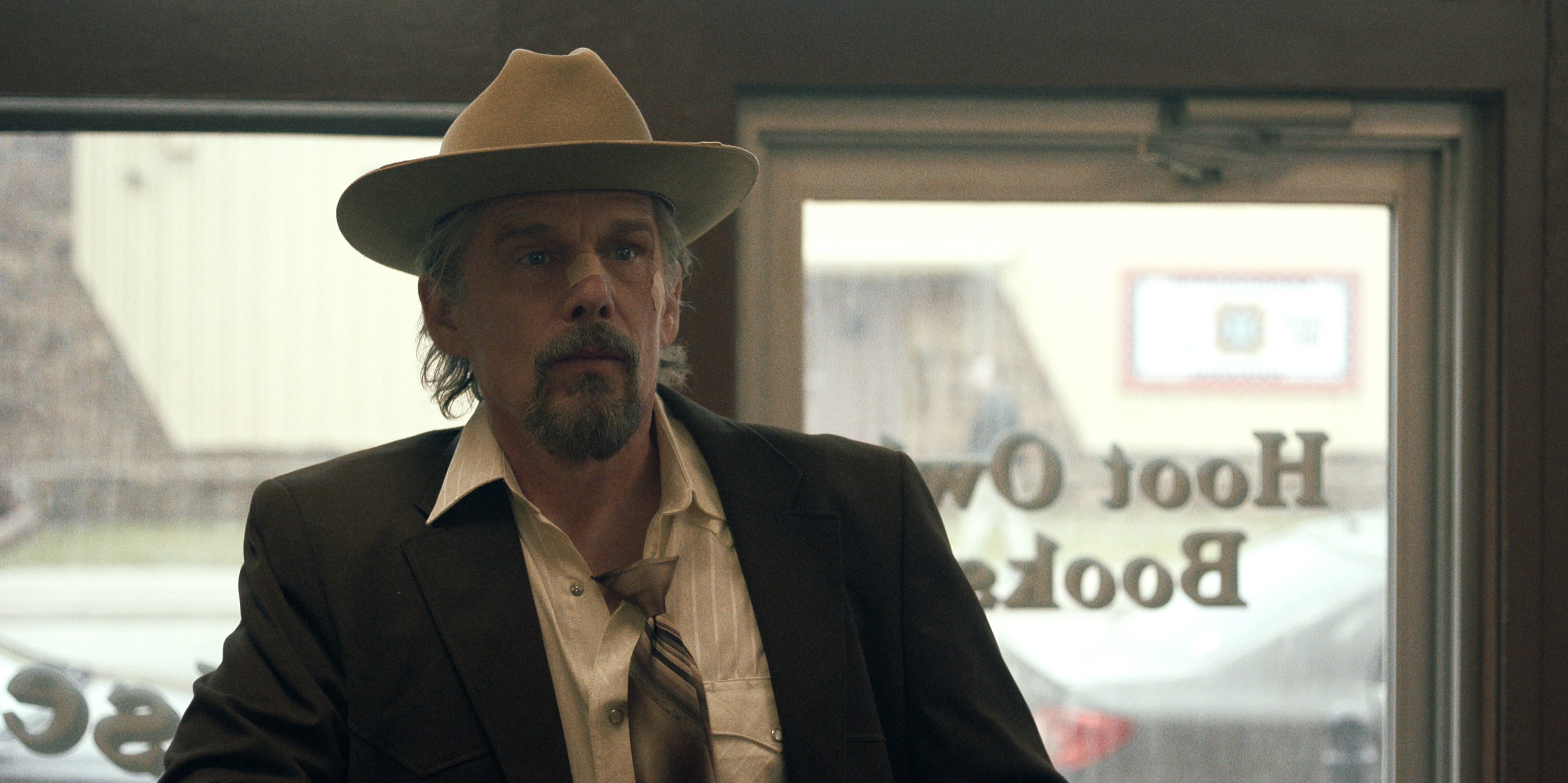 The Lowdown — Season 1 still 9